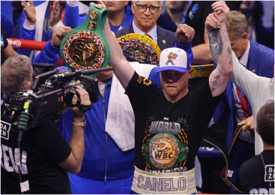 Canelo Alvarez Unifies Super Middleweight Titles